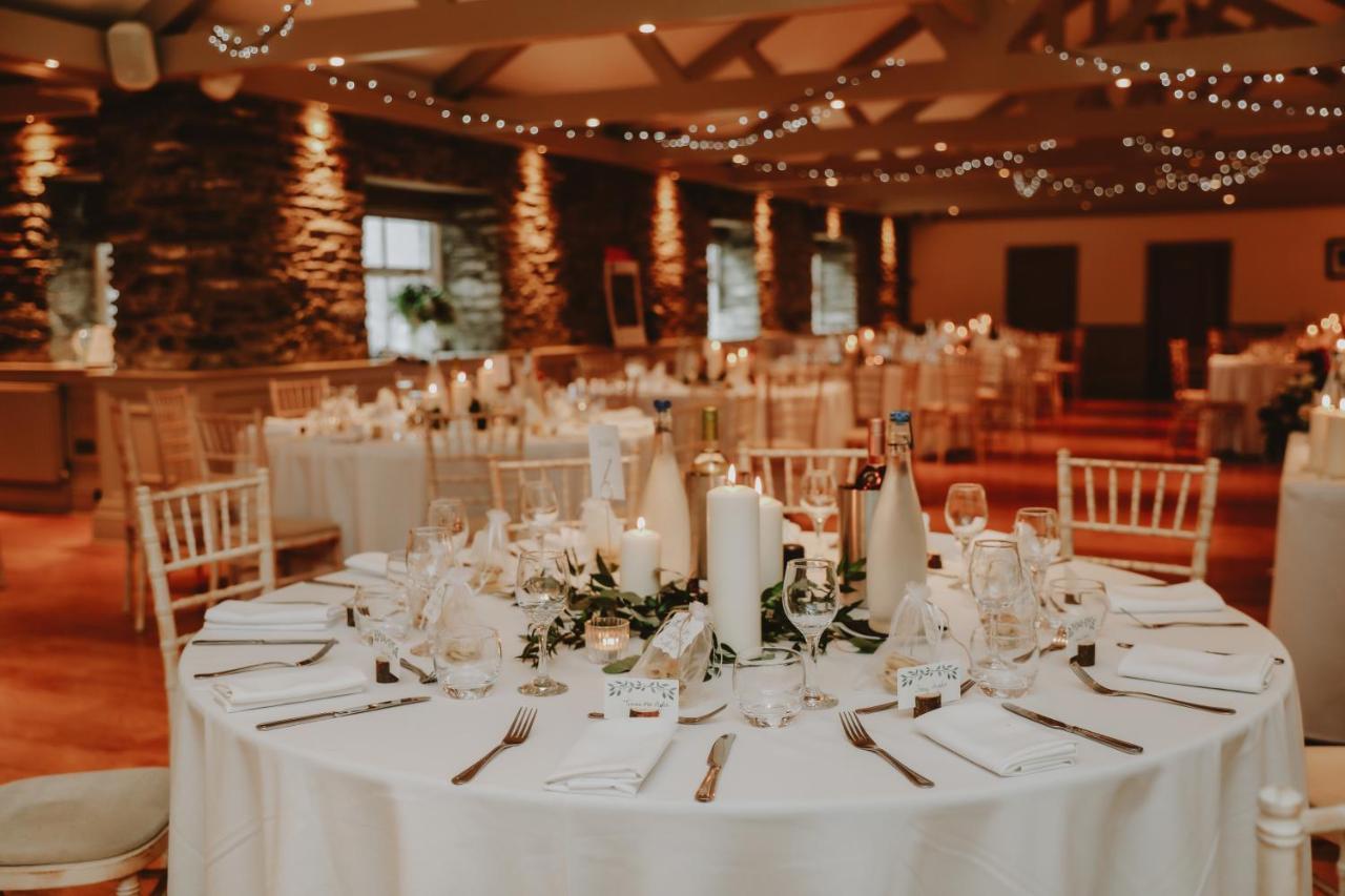 Gwesty'R Emlyn Hotel Newcastle Emlyn Dış mekan fotoğraf