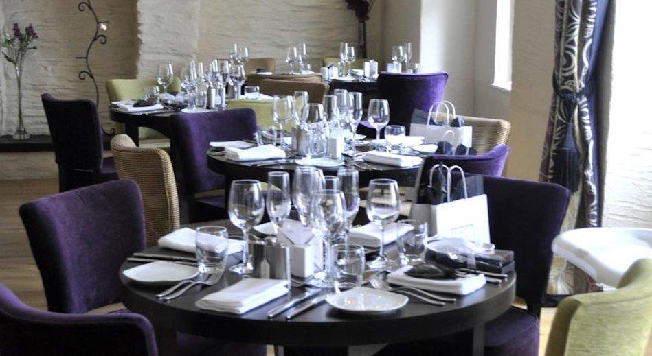 Gwesty'R Emlyn Hotel Newcastle Emlyn Dış mekan fotoğraf