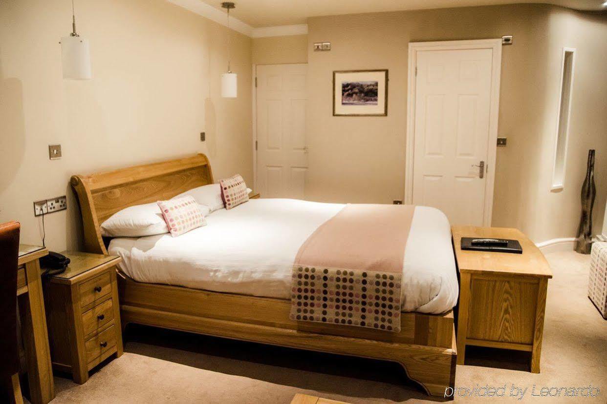 Gwesty'R Emlyn Hotel Newcastle Emlyn Dış mekan fotoğraf